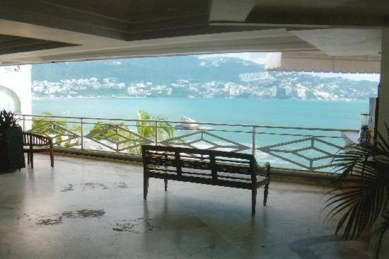 Apartahotel En Torres Gemelas Con Vista Al Mar